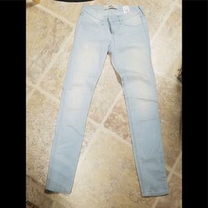 New Hollister Jeans